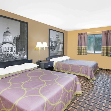Super 8 By Wyndham Terre Haute Buitenkant foto