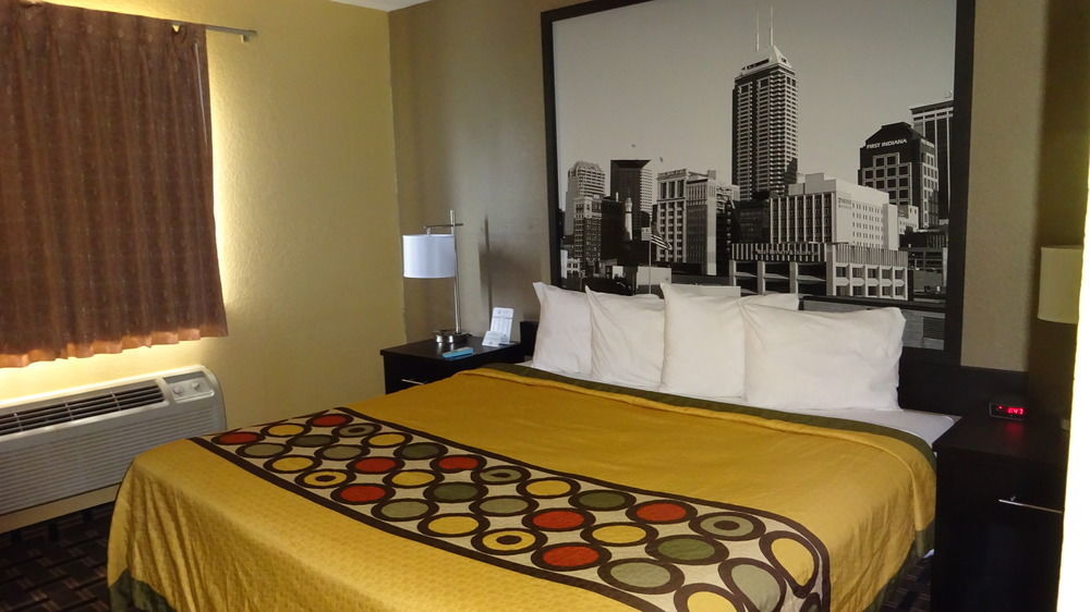 Super 8 By Wyndham Terre Haute Buitenkant foto